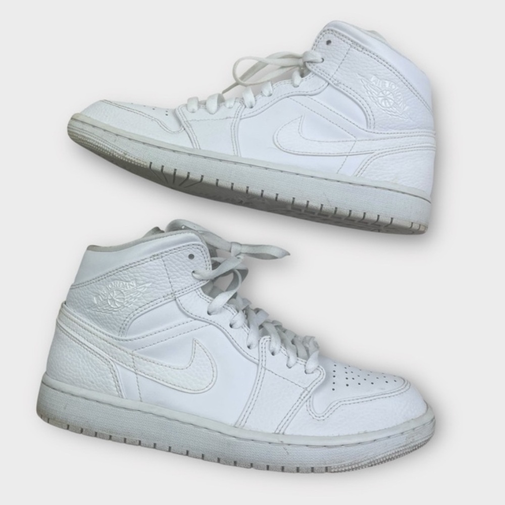 Nike Air Jordan 1 Mid Triple White Men’s Size 9.5 Sneakers - Picture 5 of 9